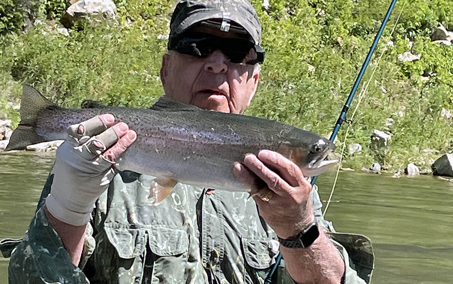 Lake Almanor Fly Fishing Guide has openings for the coming June Hex hatch.  – Santa Cruz Fly Fishing Club